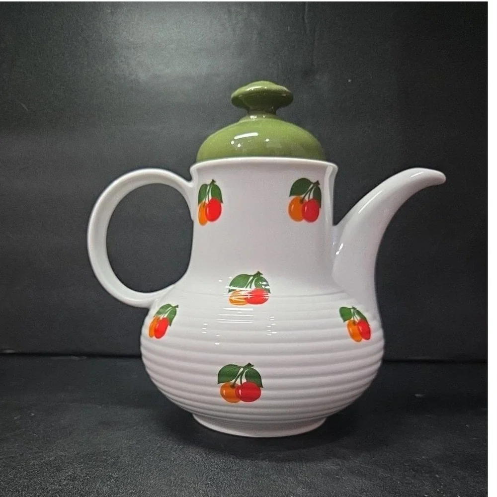 Seltmann Weiden Bavaria Teapot, Cherry Pattern Coffee Pot,‎ Vintage Kitchenware